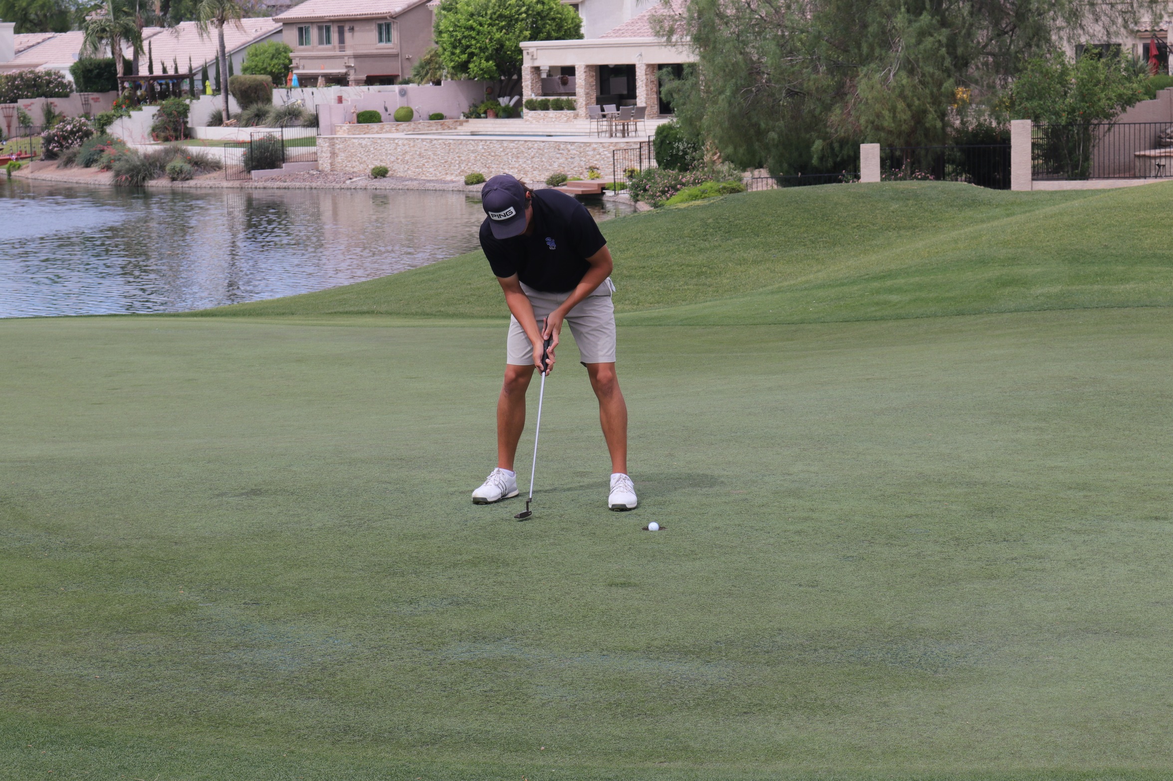 Freshman Quinton Breuer Named ACCAC Region I Men's Golf Player of the Year