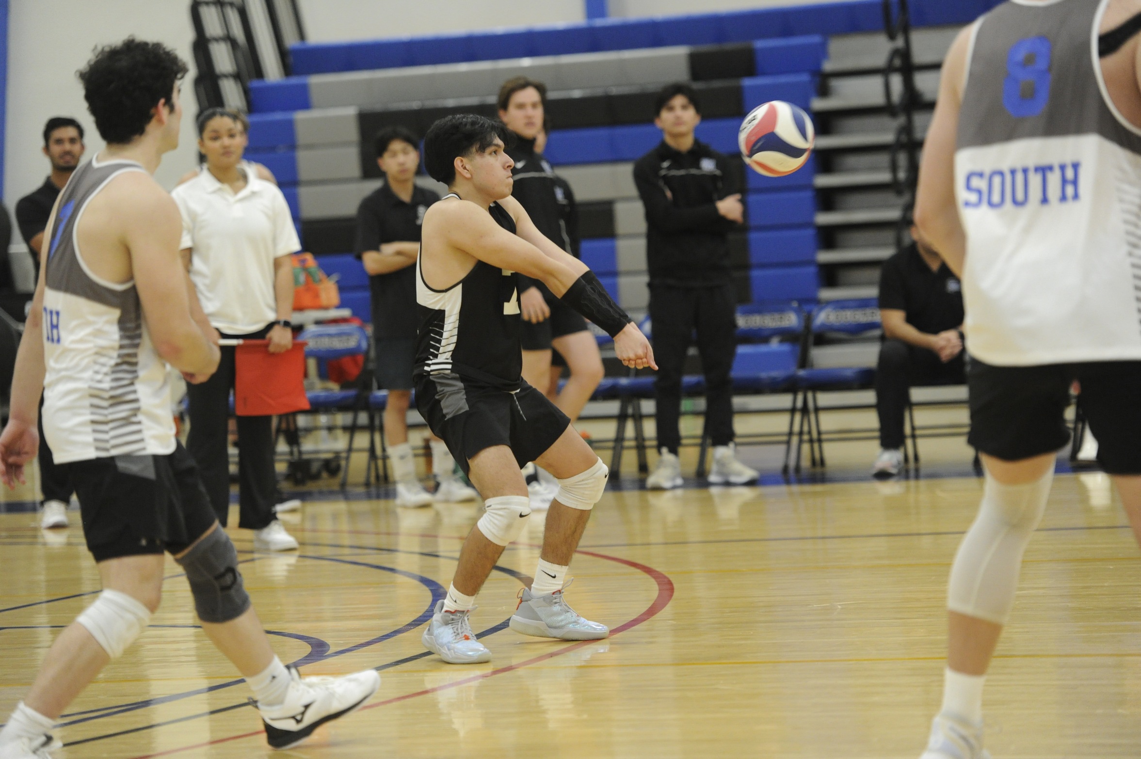 Ottawa University (AZ) Inches Past SMCC Men's Volleyball